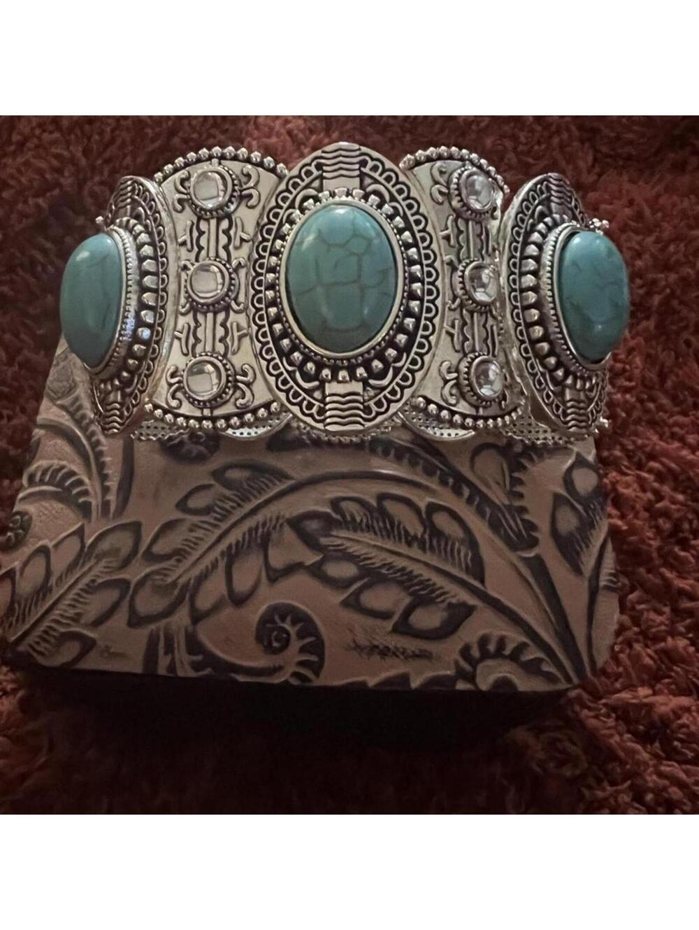Women's Jewellery